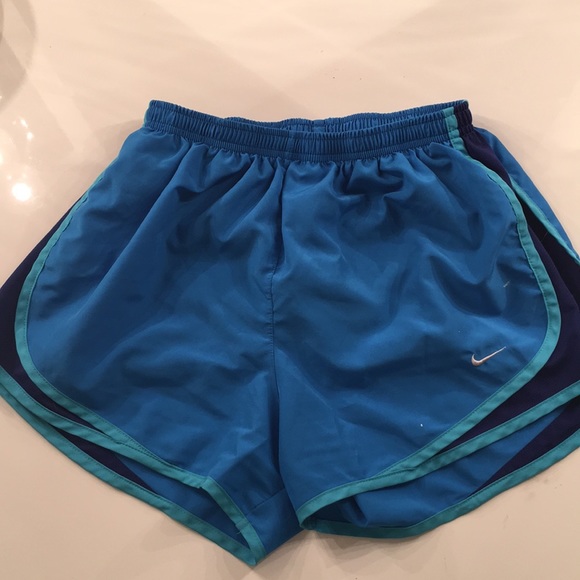Medium blue nike shorts - Picture 1 of 2